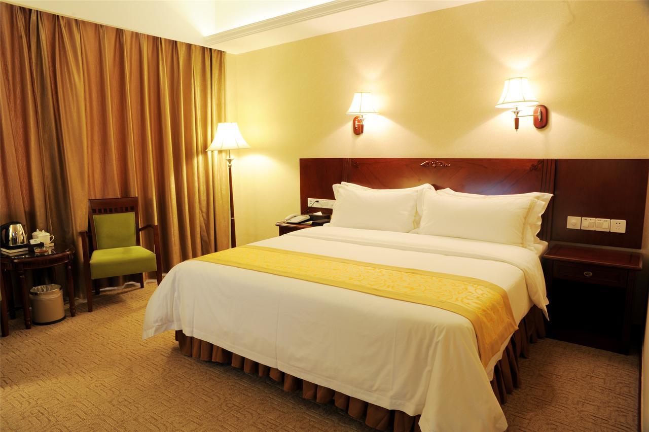 Vienna Hotel - Shenzhen Dongmen Hubei Metro Station Экстерьер фото